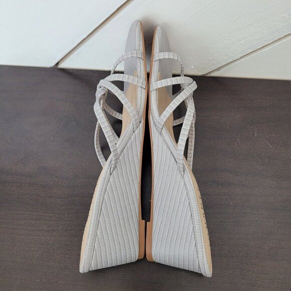NEW Journee Collection Womens Blayke Grey Strappy Square Toe Wedge Sandals 8 - Picture 4 of 9